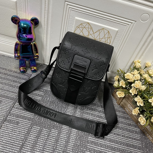 ルイヴィトンバッグ正面デザイン